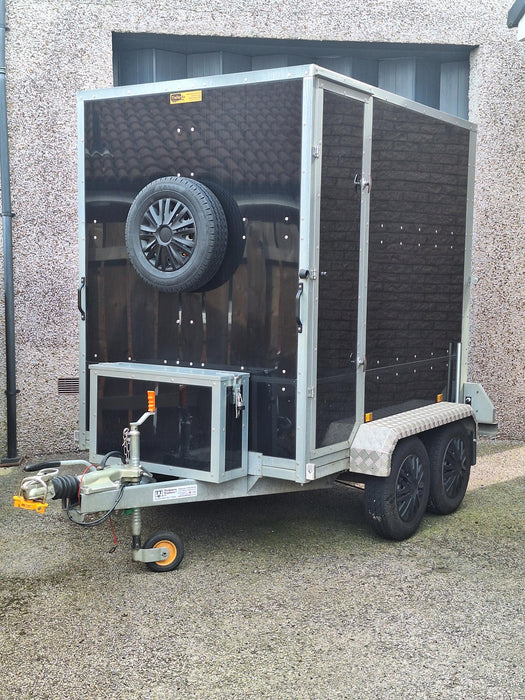 Aberdeenshire Box Trailer Weekend Hire  Friday 5pm - Monday 9am £99.00 Deposit £150.00